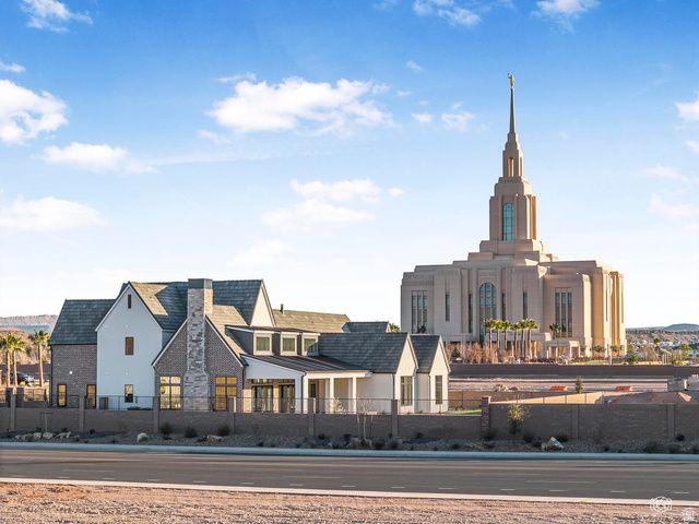 1468 S RED CLIFFS TEMPLE LANE LN, St. George, UT 84790