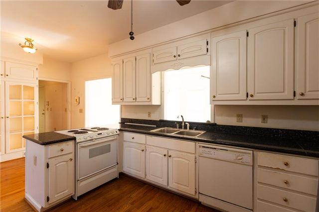 1643 PJ East Road, Covington, GA 30014