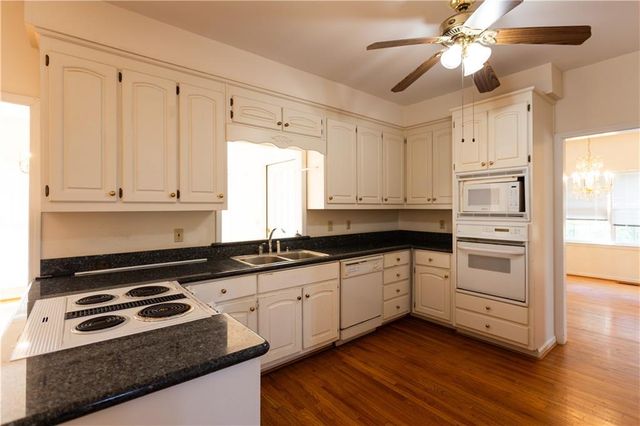 1643 PJ East Road, Covington, GA 30014