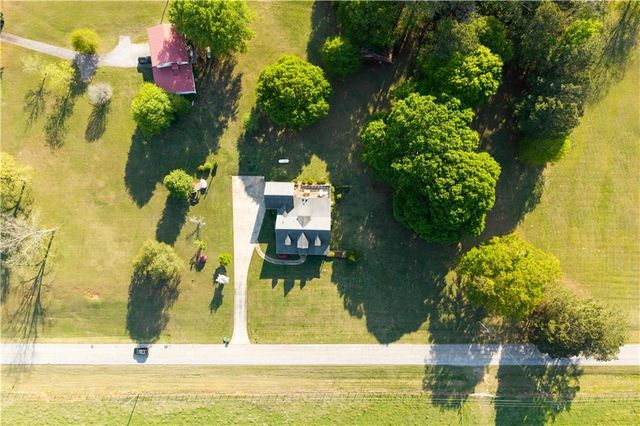 1643 PJ East Road, Covington, GA 30014