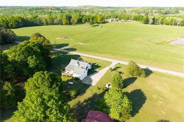 1643 PJ East Road, Covington, GA 30014