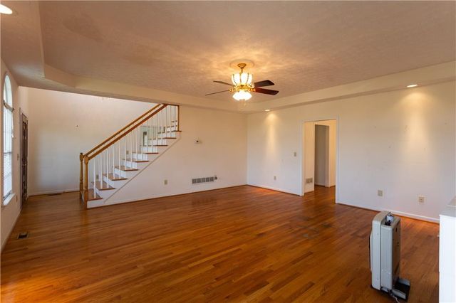 1643 PJ East Road, Covington, GA 30014