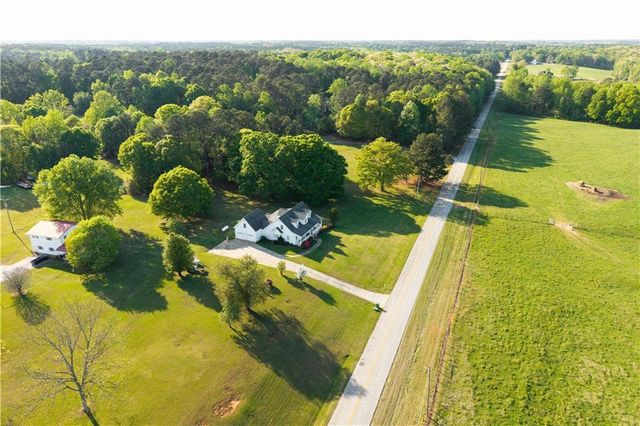 1643 PJ East Road, Covington, GA 30014