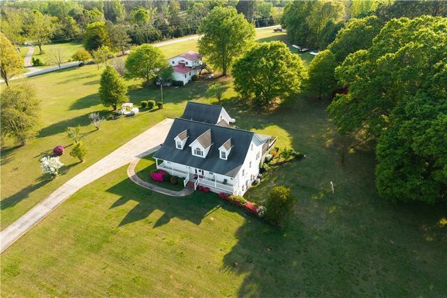 1643 PJ East Road, Covington, GA 30014