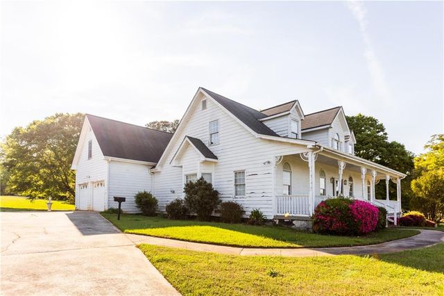 1643 PJ East Road, Covington, GA 30014