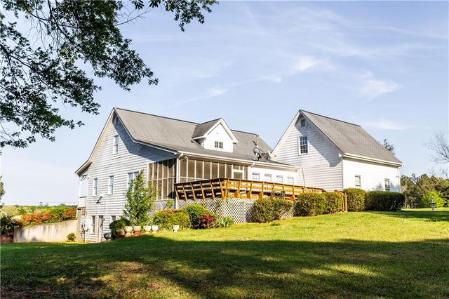 1643 PJ East Road, Covington, GA 30014