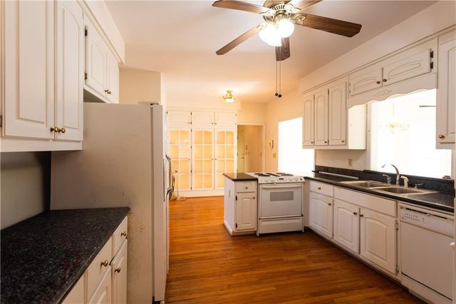 1643 PJ East Road, Covington, GA 30014