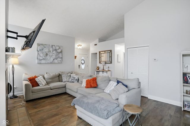 6710 Limerick Court, Indianapolis, IN 46250