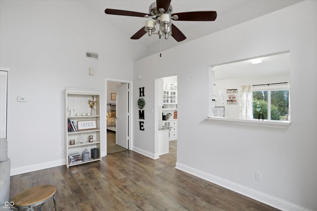 6710 Limerick Court, Indianapolis, IN 46250