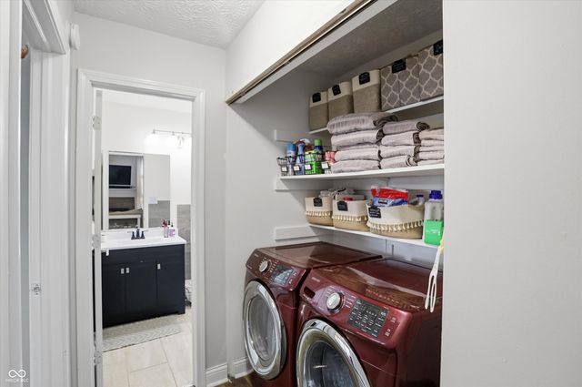 6710 Limerick Court, Indianapolis, IN 46250