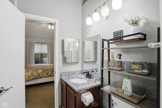 6710 Limerick Court, Indianapolis, IN 46250