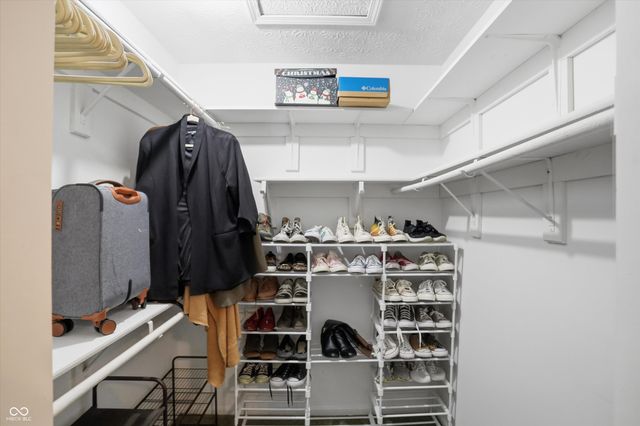 6710 Limerick Court, Indianapolis, IN 46250