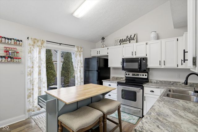 6710 Limerick Court, Indianapolis, IN 46250