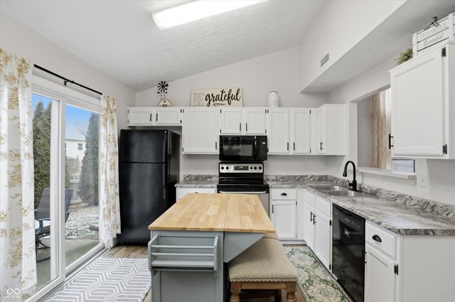 6710 Limerick Court, Indianapolis, IN 46250