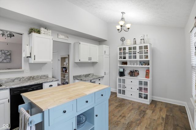 6710 Limerick Court, Indianapolis, IN 46250