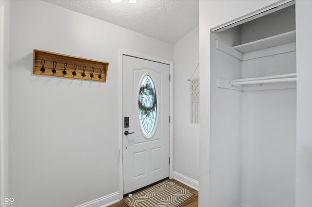 6710 Limerick Court, Indianapolis, IN 46250