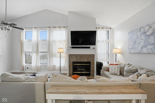 6710 Limerick Court, Indianapolis, IN 46250