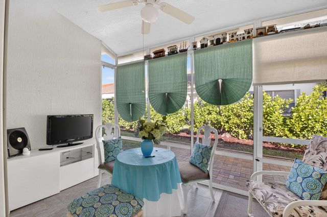 6247 Heliconia Road, Delray Beach, FL 33484