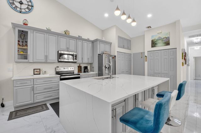 6247 Heliconia Road, Delray Beach, FL 33484