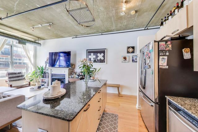 111 S MORGAN Street 510, Chicago, IL 60607