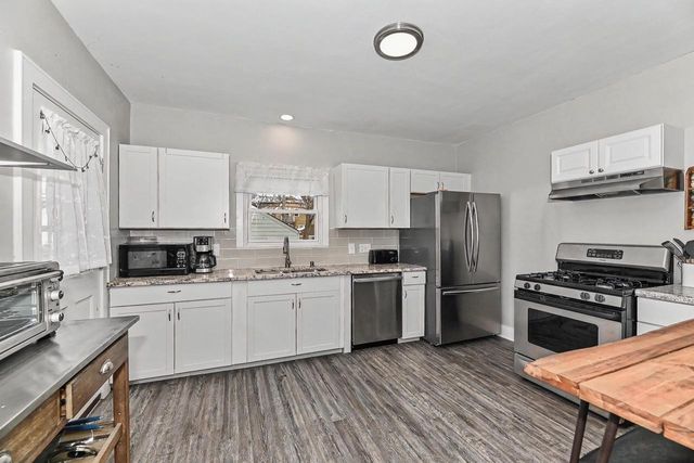 3551 E Armour AVENUE, Cudahy, WI 53110