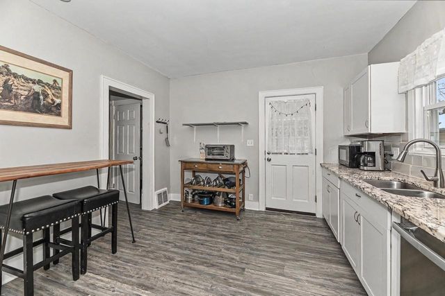 3551 E Armour AVENUE, Cudahy, WI 53110