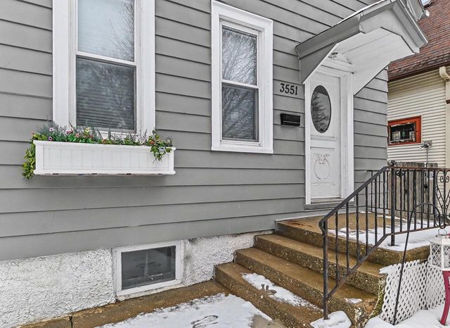 3551 E Armour AVENUE, Cudahy, WI 53110