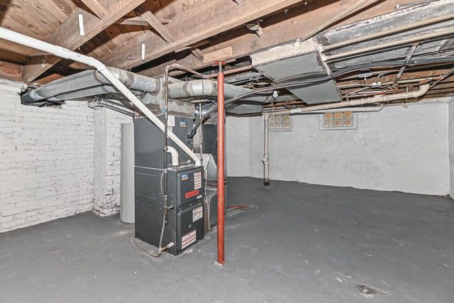 3551 E Armour AVENUE, Cudahy, WI 53110