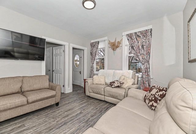 3551 E Armour AVENUE, Cudahy, WI 53110