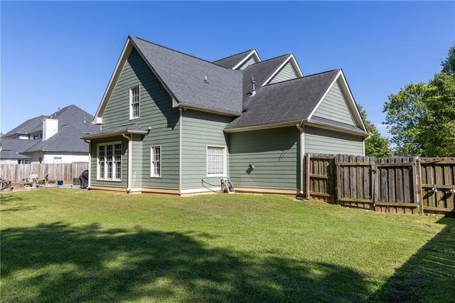 330 Bay Grove Road, Loganville, GA 30052