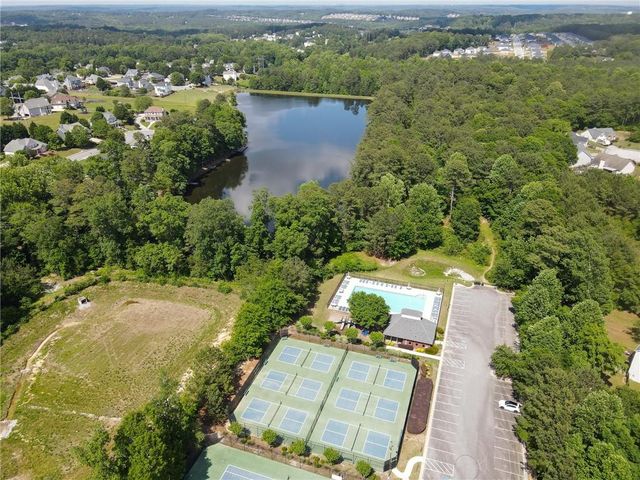 330 Bay Grove Road, Loganville, GA 30052