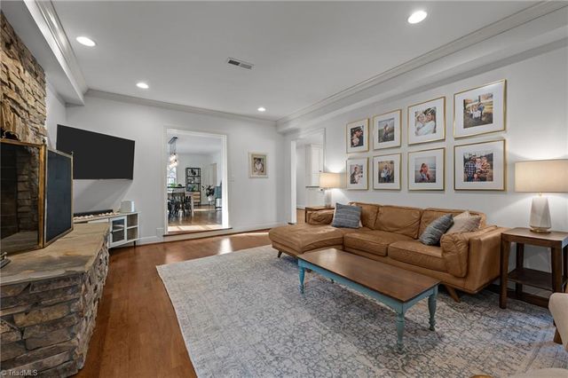 124 Beverly Place, Greensboro, NC 27403