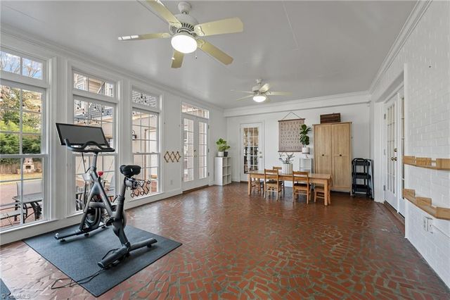 124 Beverly Place, Greensboro, NC 27403