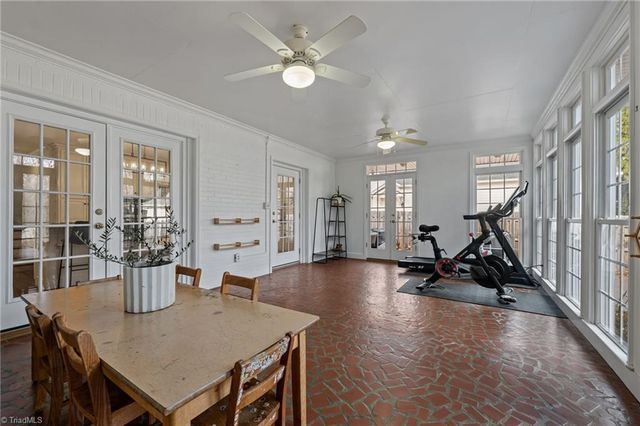 124 Beverly Place, Greensboro, NC 27403