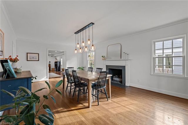 124 Beverly Place, Greensboro, NC 27403