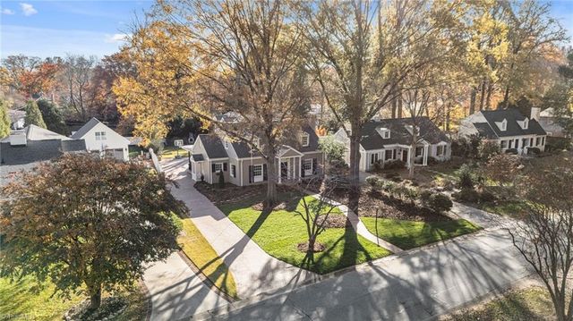 124 Beverly Place, Greensboro, NC 27403