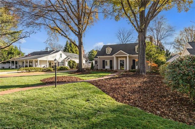 124 Beverly Place, Greensboro, NC 27403