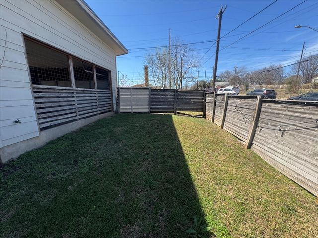 1814 Maple Ave, Austin, TX 78702