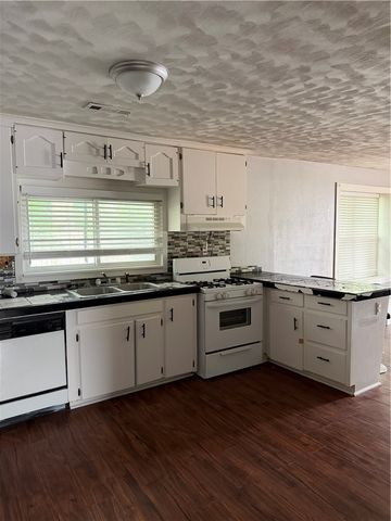 813 E Central Street, Siloam Springs, AR 72761