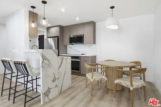 911 N Kings Road 205, West Hollywood, CA 90069