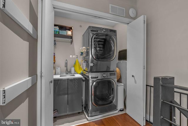 308 N 2ND ST, Philadelphia, PA 19106