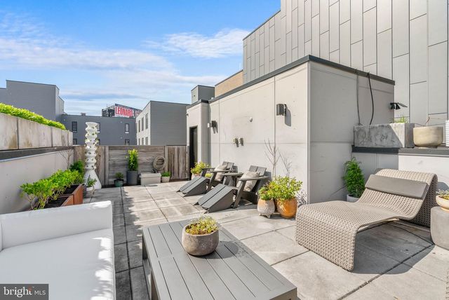 308 N 2ND ST, Philadelphia, PA 19106