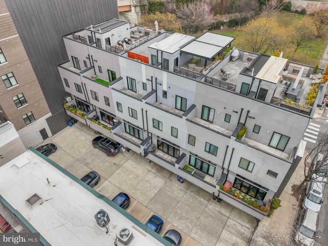 308 N 2ND ST, Philadelphia, PA 19106