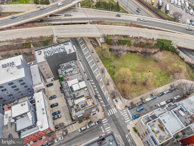 308 N 2ND ST, Philadelphia, PA 19106