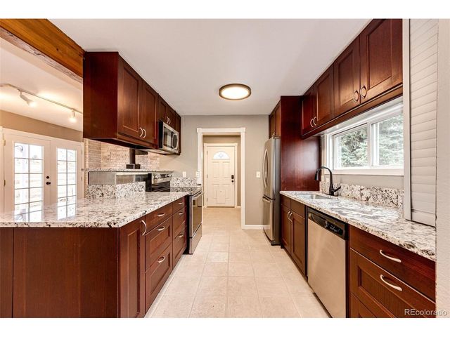 934 Starling Ln, Elizabeth, CO 80107