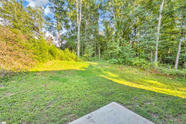 128 Broad Street, Wellford, SC 29385