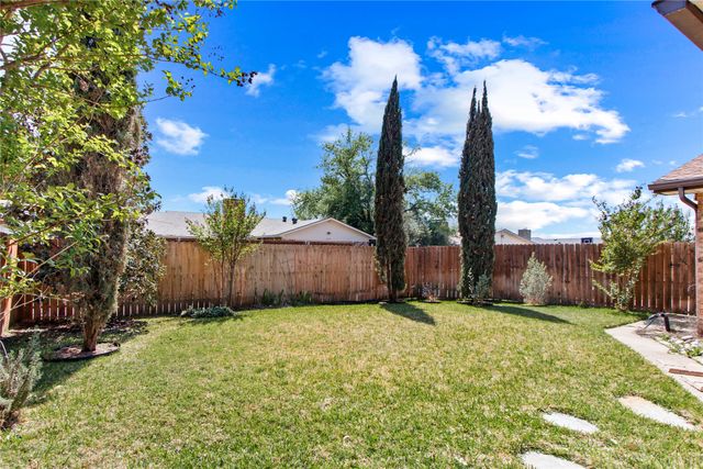 5008 Overton Circle, The Colony, TX 75056