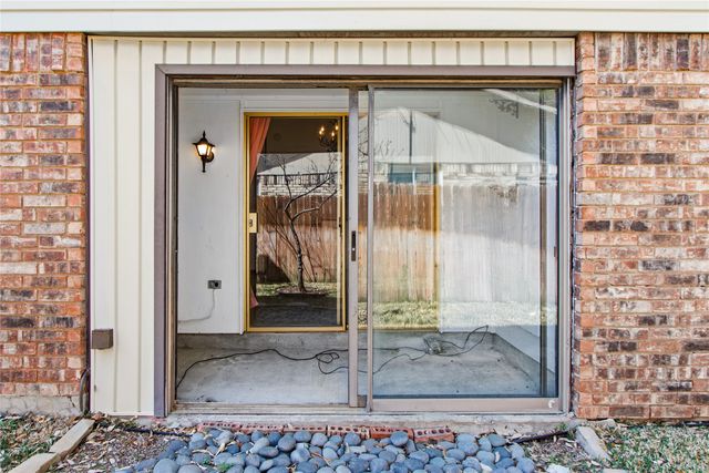 5008 Overton Circle, The Colony, TX 75056