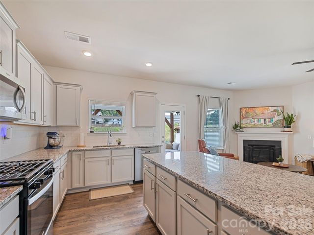 104 Wheatfield Road 8, Fletcher, NC 28732