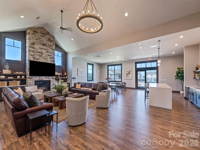 104 Wheatfield Road 8, Fletcher, NC 28732